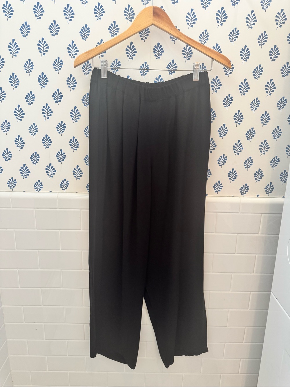 Eileen Fisher Black Elastic Waist Wide-Leg Trousers